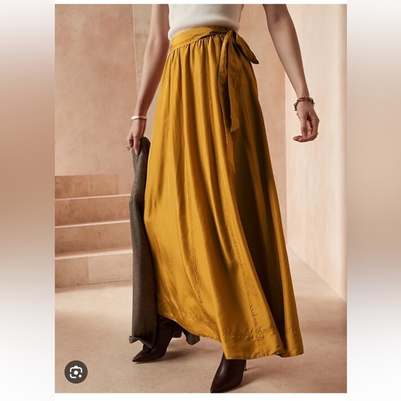 NWT BANANA REPUBLIC NOCTURNE SILK MAXI SKIRT - Picture 8 of 8
